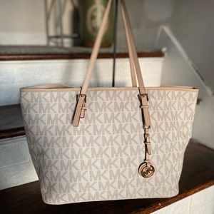 Michael Kors Large Jet Set Travel Tote